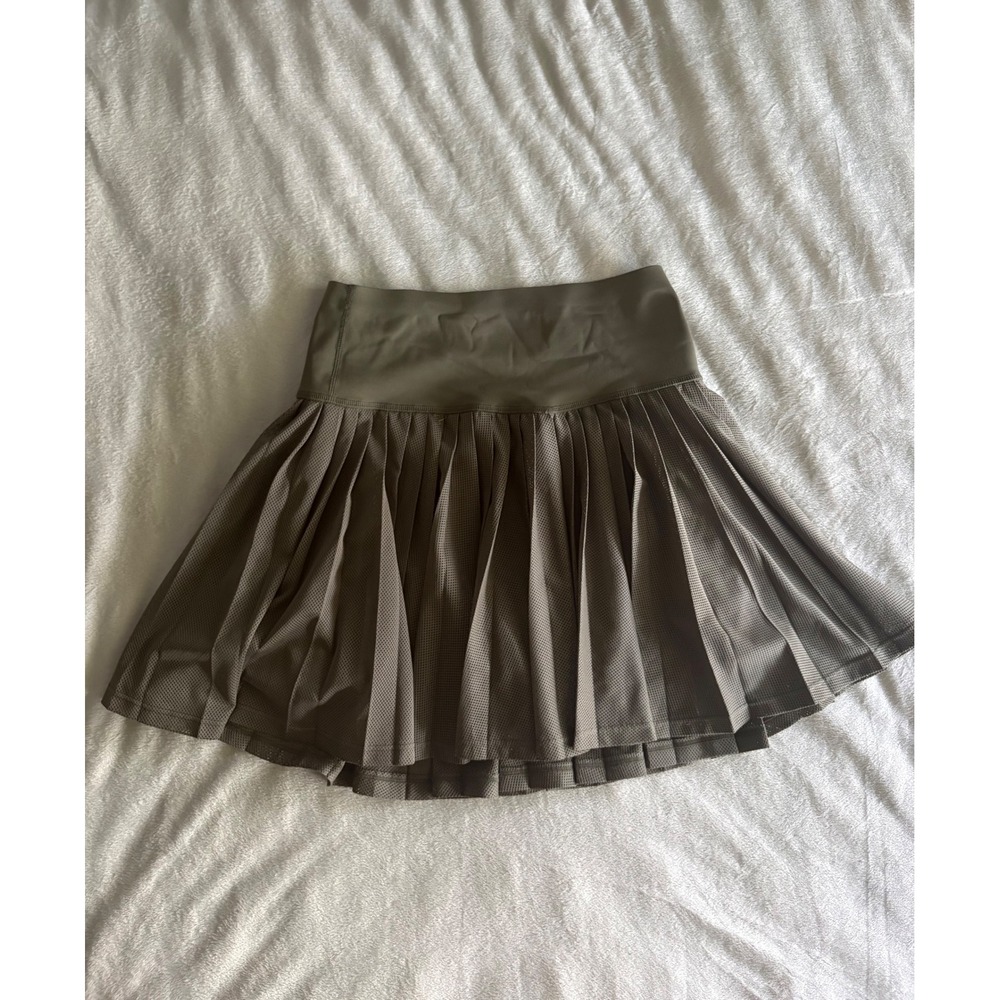 VSX Victoria's Secret Pleated Tennis Skort Olive Green Mesh Athletic Skirt Med - Picture 1 of 5